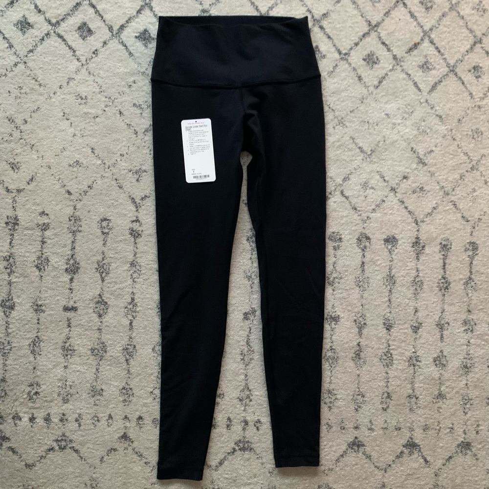 Lululemon Wunder Under Pant Roll Down size 8